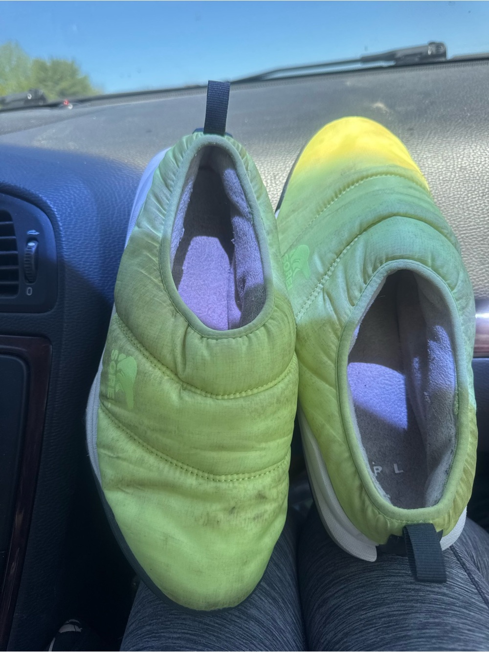 Sorel Men's Slip-On Quilted Green Yellow Casual Shoes size 11